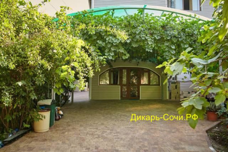 Гостевой дом на Глазунова 34 Хоста ул. Глазунова, 34