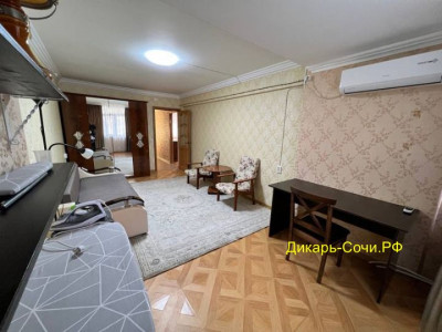 Адлер 3-комнатная квартира в центре ул. Свердлова, 70